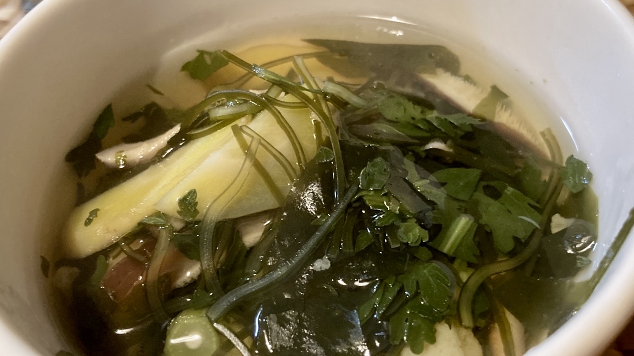 大根と春菊のスープ