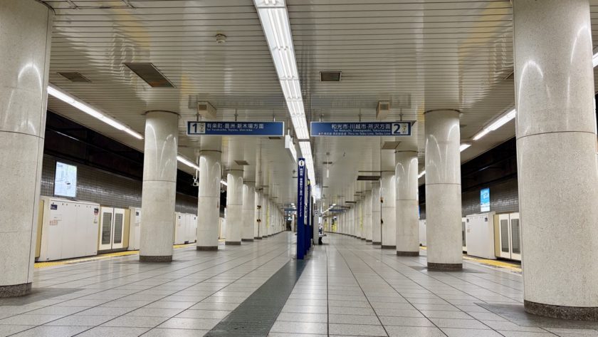 東京メトロ 誰もいないホーム