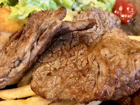 Tokyo Butchers 肉屋のステーキプレート